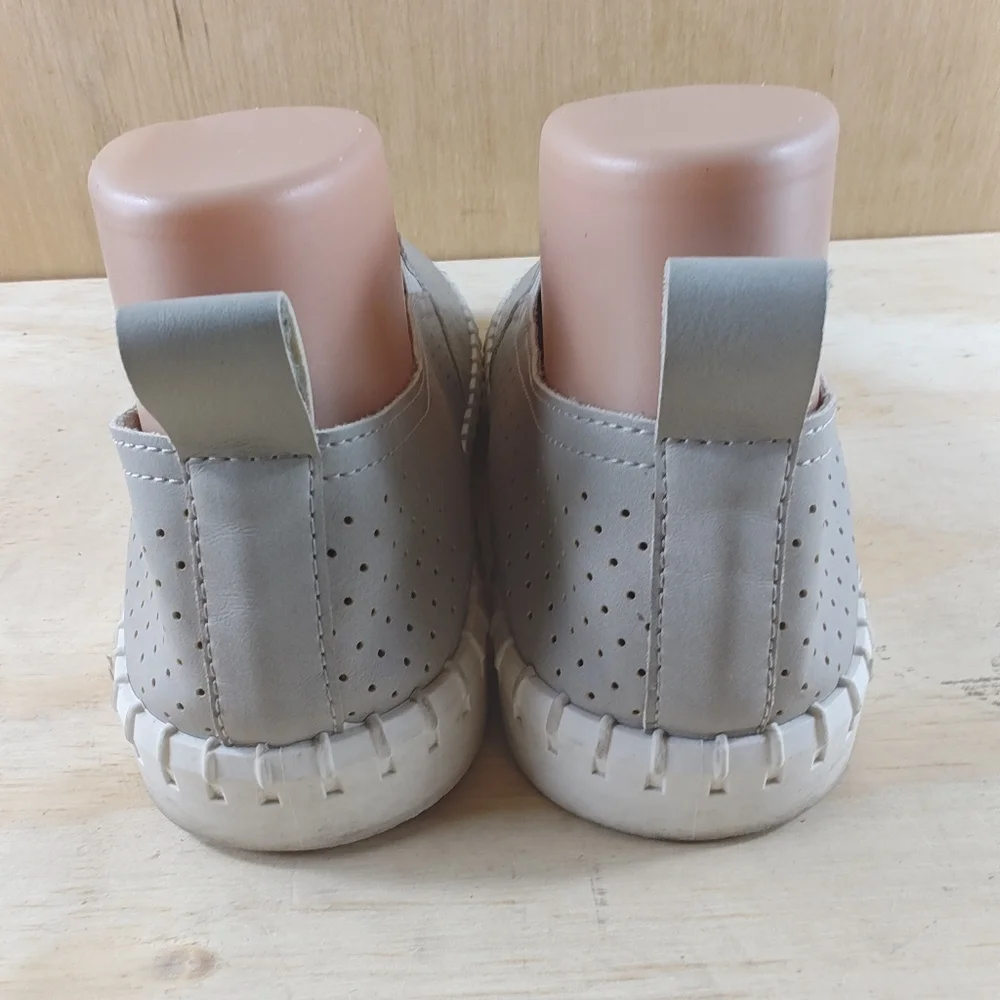 Torrid Wide Width Flats Shoes Size 7 & TOMS Flats Shoes Size W 7 Bundles 7 - Picture 11 of 12